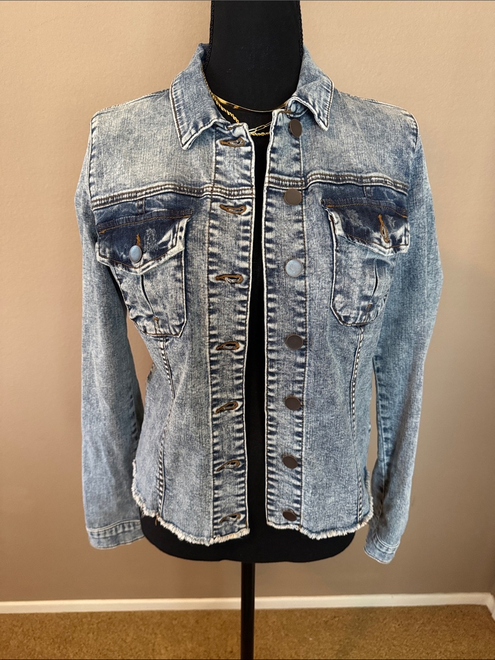 Kut from the Kloth Light Blue Acid Wash Jean Jacket S
